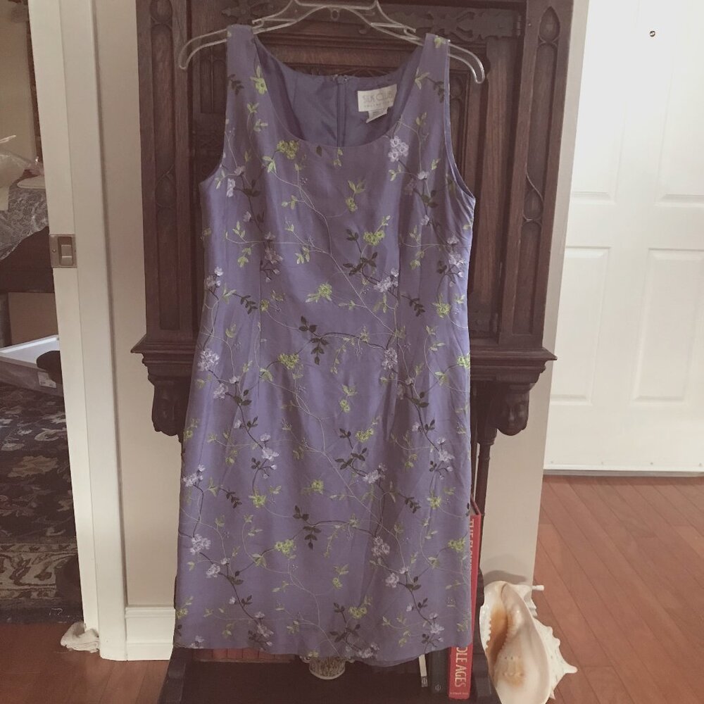 SILK CLUB COLLECTION: BLUE EMBROIDERED SILK DRESS SIZE 10 - Picture 1 of 2